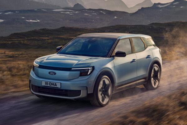 Родственник Ford Explorer: марка готовится к премьере нового кроссовера для Европы