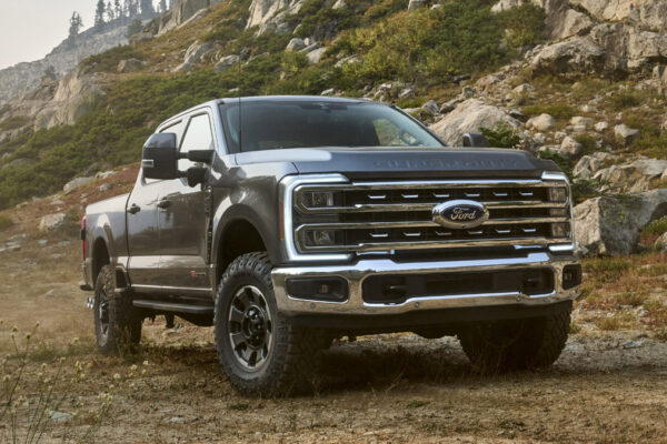 GM и Ford вместо электромобилей планируют выпускать больше пикапов с ДВС для США