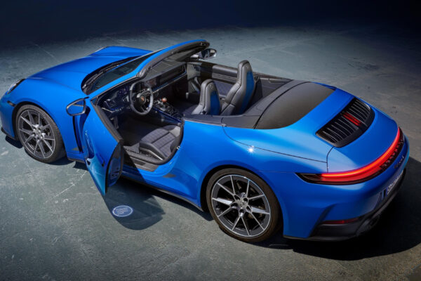 Обновлённый Porsche 911 Carrera T для пуристов: теперь только на «механике»